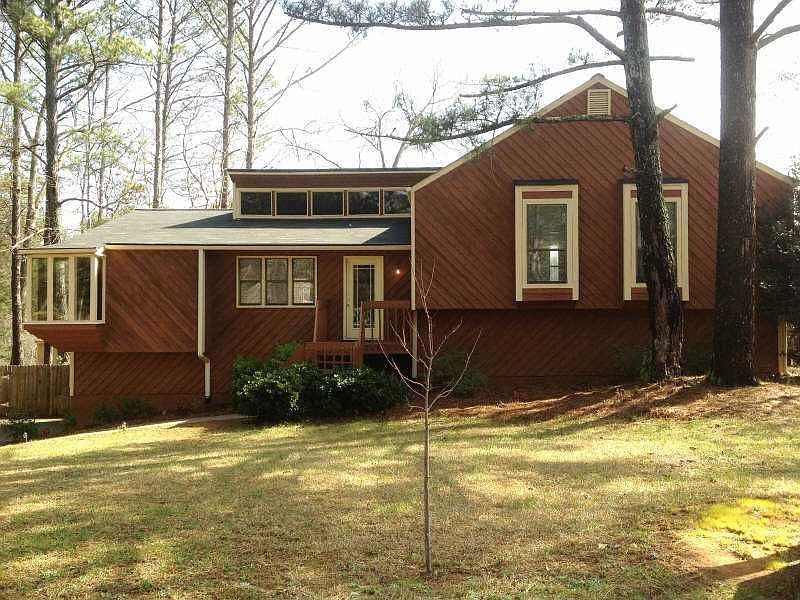 2nd image of 3452 Chastain Ct