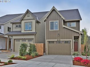 8816 SW Spruce St, Tigard, OR 97223