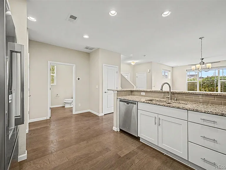 1791 S Buchanan Cir — Photo 17