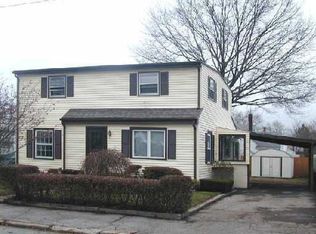 129 Bloodgood St, Pawtucket, RI 02861