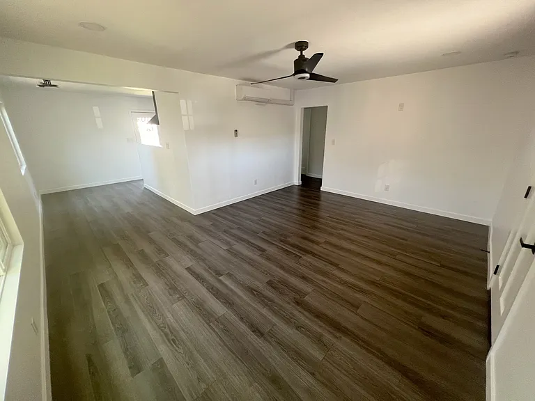 3572 Nile St — Photo 8