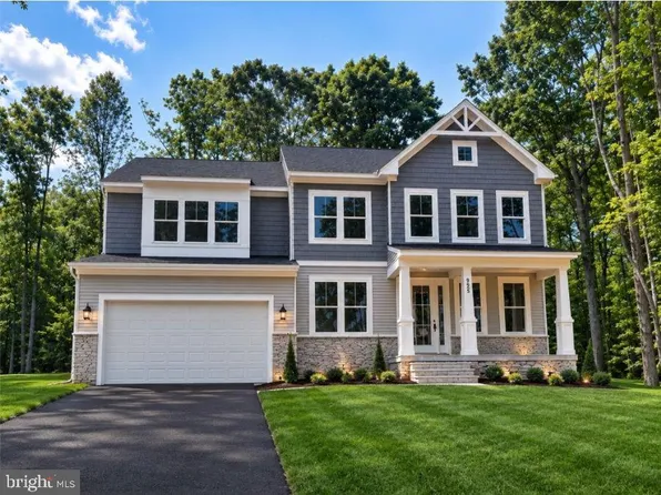 995 Ainsley Ln, Stafford, VA 22554