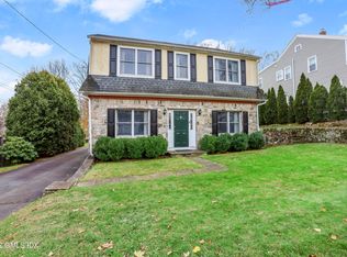 24 Sunshine Ave, Riverside, CT 06878