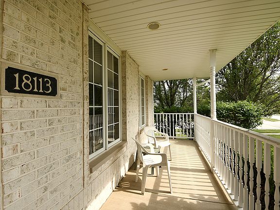 4th image of 18113 Pheasant Lake Dr