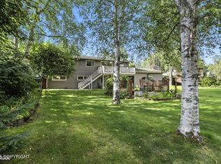 7713 Honeysuckle Dr, Anchorage, AK 99502