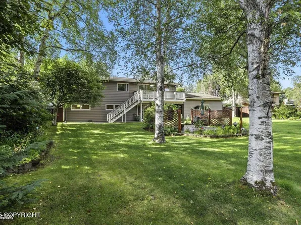 7713 Honeysuckle Dr, Anchorage, AK 99502