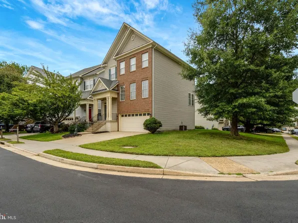 11924 Rayborn Creek Dr, Manassas, VA 20109