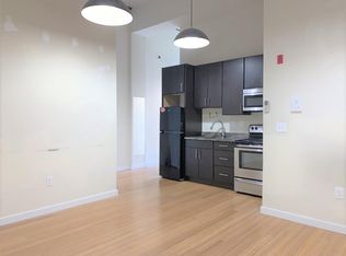 1140 Shackamaxon St #1B, Philadelphia, PA 19125