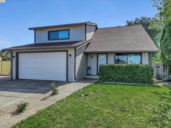 1209 Heron Dr, Suisun City, CA 94585