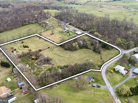 3rd image of 12039 Hupp Rd