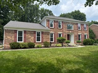 9162 Pinewood Dr, Loveland, OH 45140