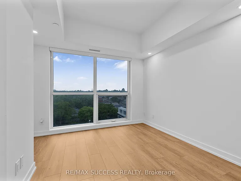 181 Sheppard Ave E #718 — Photo 15