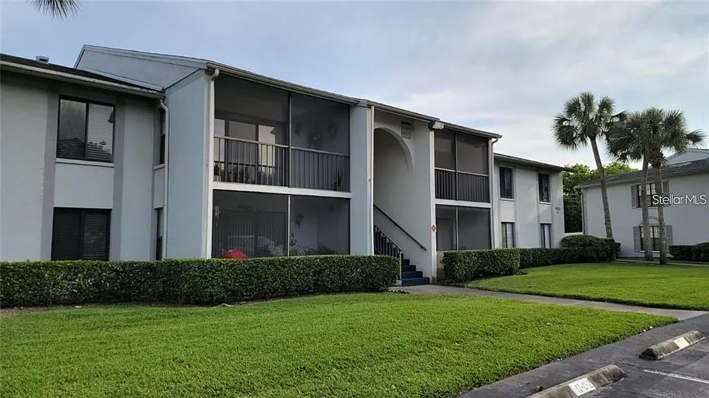 2 bed, 2.0 bath, 1025 sqft, $1,590 — Photo 1