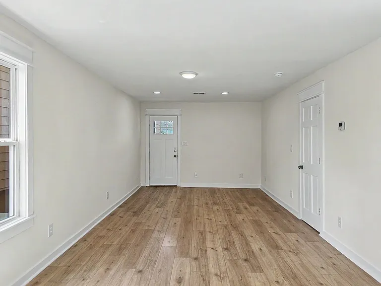 603 Archer St — Photo 33