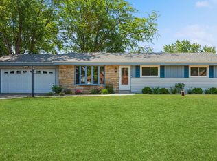 W233S8630 Chateau Ln, Big Bend, WI 53103