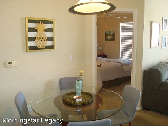 3rd image of 3901 Sonoma Springs Ave APT 1005