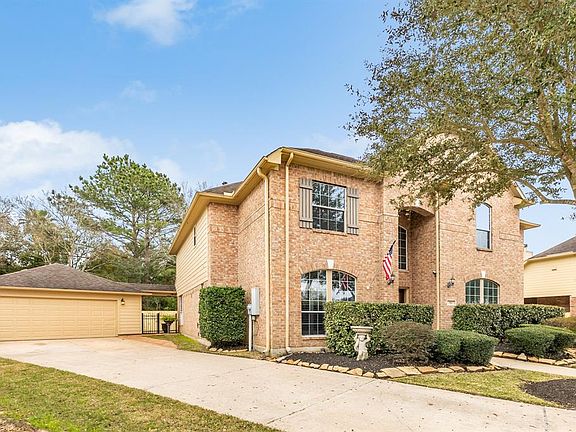 2nd image of 314 Forest Creek Dr