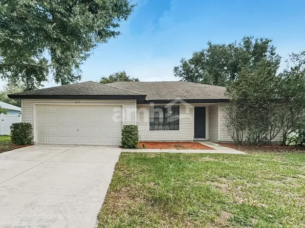 4975 Marsh Harbor Dr, Tavares, FL 32778