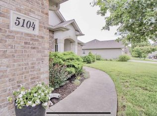 5104 Craydon Dr, Columbia, MO 65203