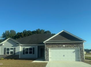 412 Windermere Rd, Hubert, NC 28539