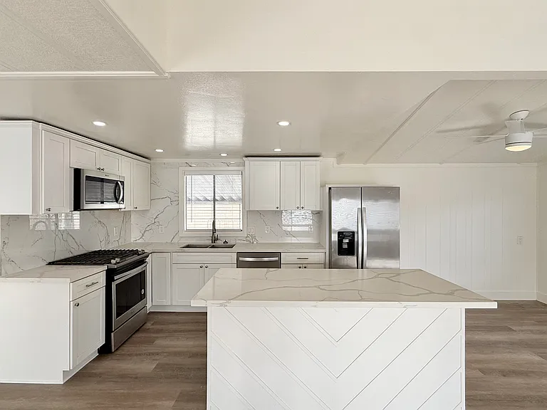 14352 Beach Blvd #15 — Photo 3