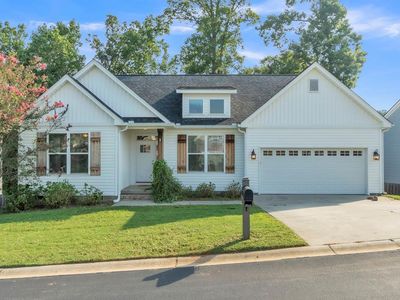 727 Waterbrook Ln, Greer, SC, 29651