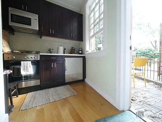 Rented by (Legacy) NY Quality Living Uptown | media 32