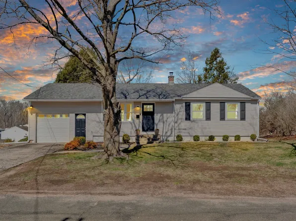 13 Pinecrest Drive, Southington, CT 06489