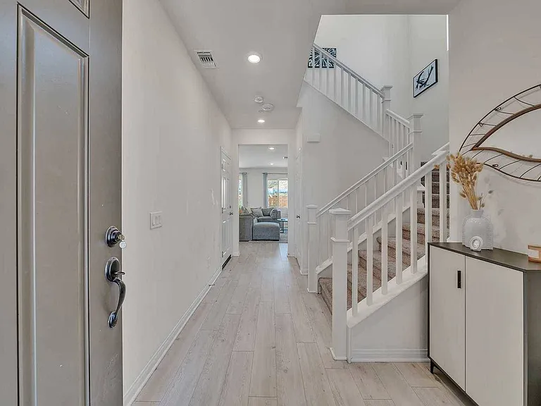 19907 Sunkissed Ridge Dr — Photo 32