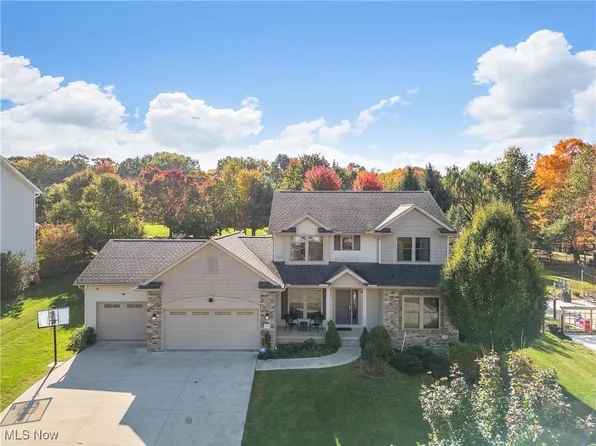 990 Wildwood Dr, Wooster, OH 44691