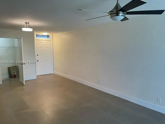 215 Lake Pointe Dr #109 — Photo 7