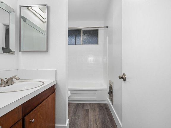 3rd image of 1304 S Juniper St #1312-B