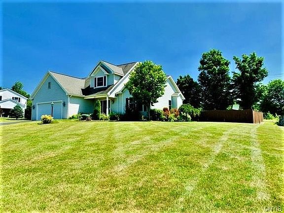 3rd image of 3265 Coventry Ln