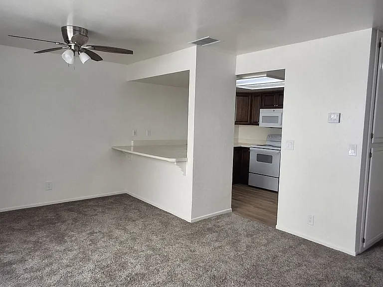 Dining Room/Kitchen