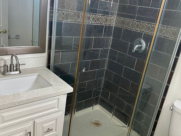 5th image of 2462 S Barrington Ave #5