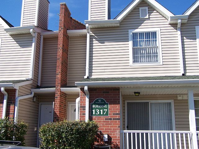 1st image of 1317 E Wyndham Cir APT 104