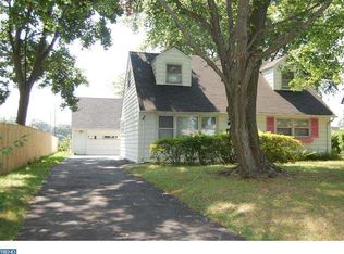 34 Farrell Ave, Trenton, NJ 08618