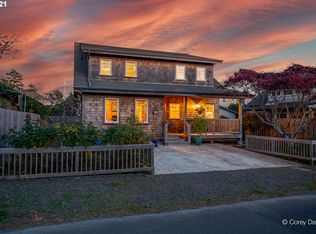 250 N 2nd St, Manzanita, OR 97130