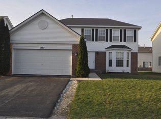 1987 Trafalger Dr, Romeoville, IL 60446