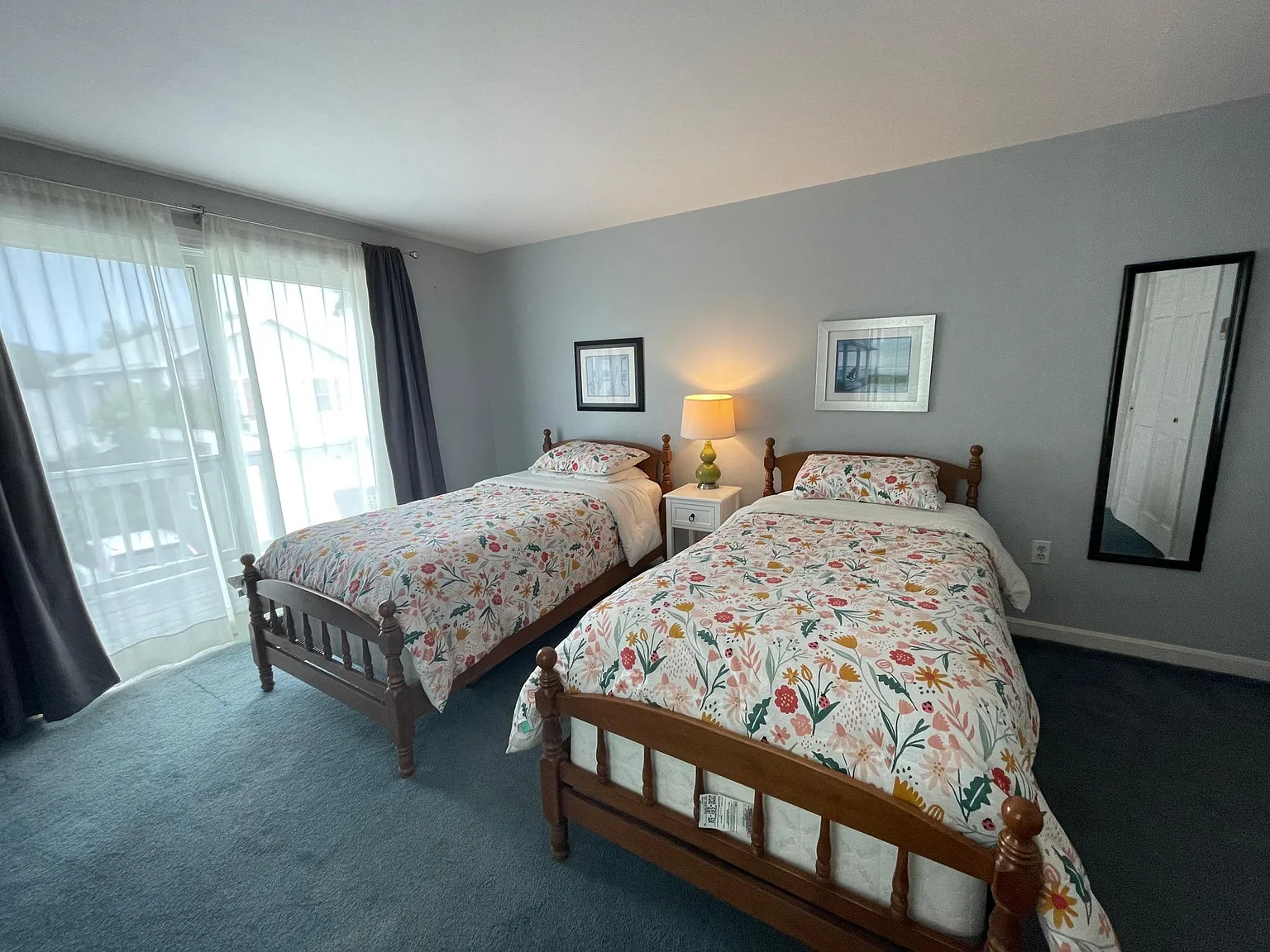 2 bed, 1.5 bath, 1130 sqft, $1,600 — Photo 4