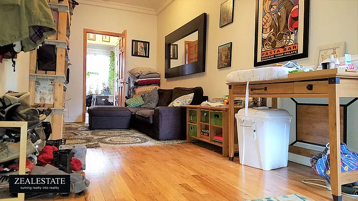 Rented by ZealEstate Group Inc | media 36