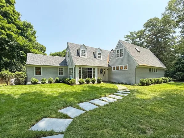 17C Basket Neck Ln, Remsenburg, NY 11960