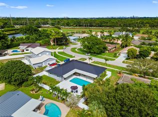 22111 Serenata Cir W, Boca Raton, FL 33433