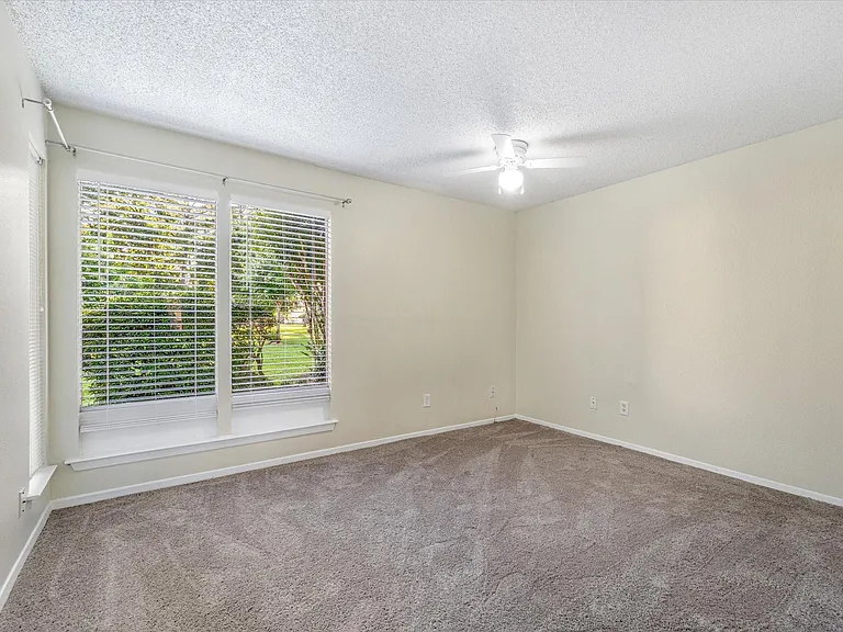 15919 Golf Club Dr #112 — Photo 13