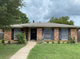 2114 Alder Trl, Grand Prairie, TX 75052