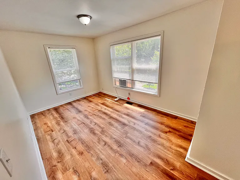 119 Bassett St #2B — Photo 15