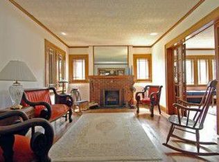 590 Forest Ave, Glen Ellyn, IL