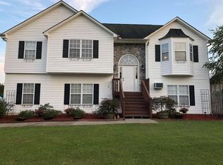 18 Greenhouse Dr, Cartersville, GA 30120