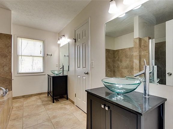 5th image of 11288 Palmer Ln