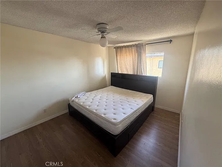9131 Burnet Ave #10 — Photo 18